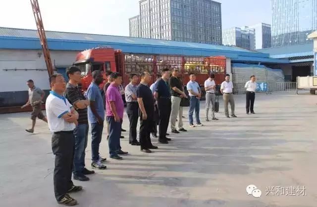 贺兰|记事|湖北省住建厅、设计院领导及专家一行 莅临星河集团参观指导